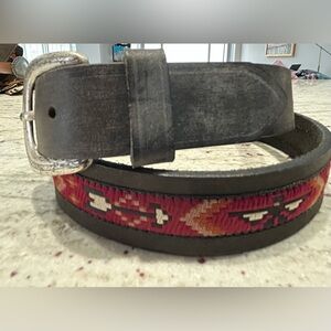 Vintage Southwestern belt